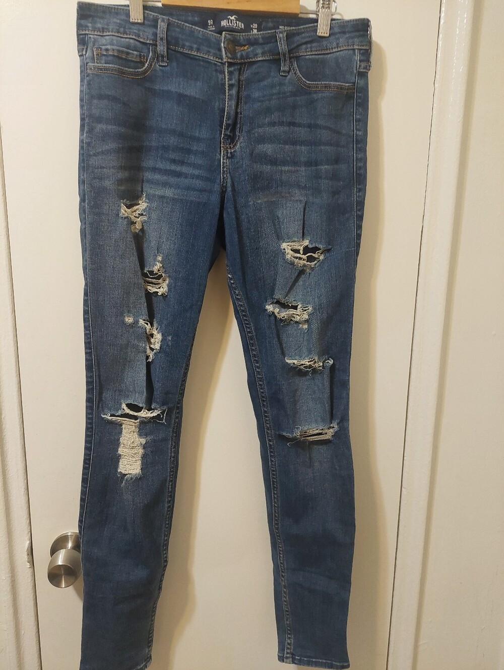 Hollister Women’s Distressed Skinny Jeans Blue Size 9R
